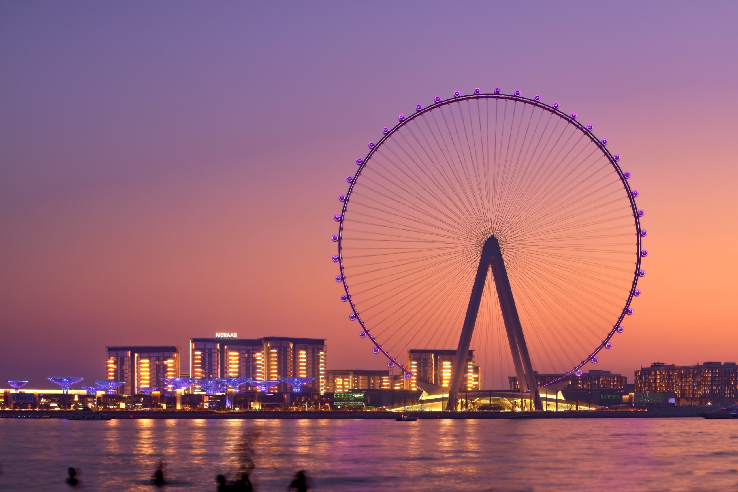 the-world-s-largest-ferris-wheel-opens-we-re-not-kids-anymore